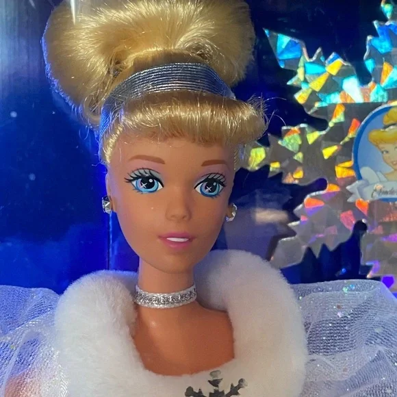 Mattel Holiday Princess Cinderella Barbie- Blue and Silver - Picture 9 of 9